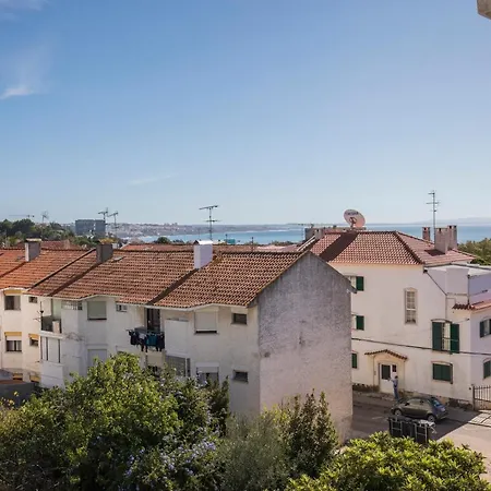 Rustic Seaview In Appartement Cascais