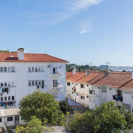 Rustic Seaview In Cascais