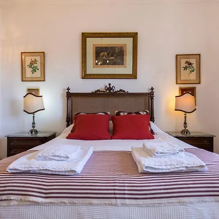 Rustic Seaview In